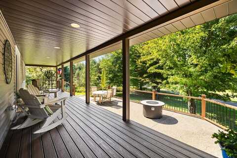 8975 S EAST TORCH LAKE DRIVE, ALDEN, MI 49612