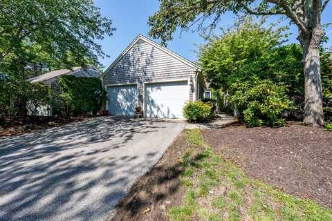 9 Forest Gate Village, Yarmouth Port, MA 02675