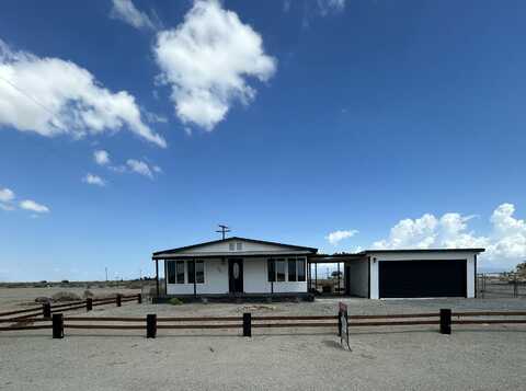786 Molokai Avenue, Thermal, CA 92274