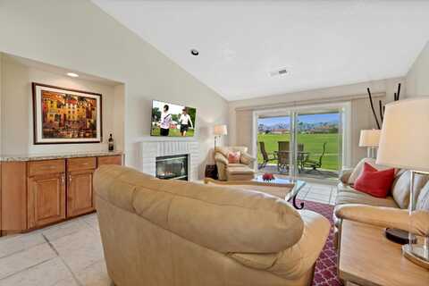 259 Vista Royale Circle W, Palm Desert, CA 92211