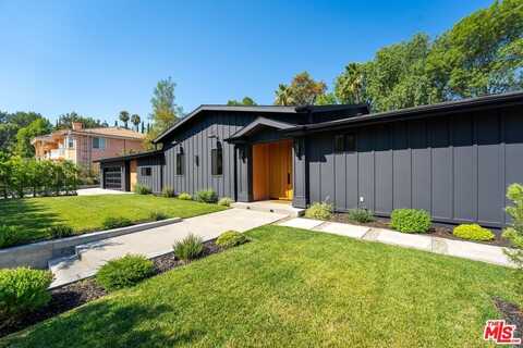 20215 Lorenzana Dr, Woodland Hills, CA 91364