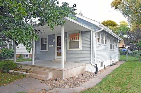 2121 E Avenue NE, Cedar Rapids, IA 52402