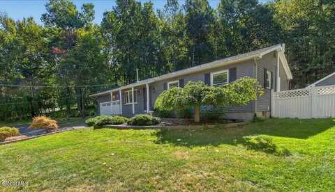 290 Plank Road, Troy, NY 12182