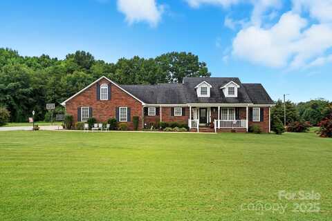 2476 Carriage Lane, Lincolnton, NC 28092