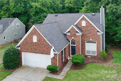 14232 Misty Brook Lane, Charlotte, NC 28273