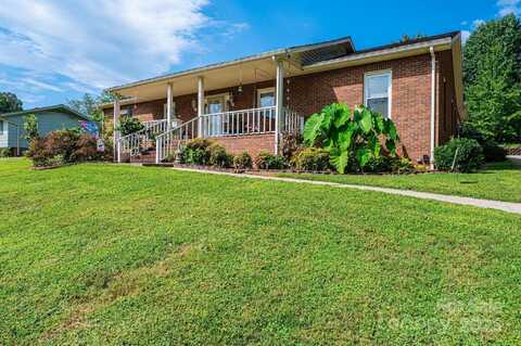 575 Boxwood Street, Hudson, NC 28638