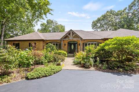 163 Old Poplar Lane, Flat Rock, NC 28731