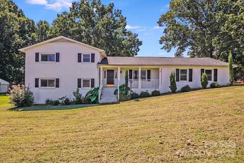 155 Mcadam Lane, Mooresville, NC 28117