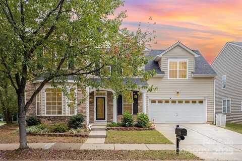 13812 Holly Stream Drive, Huntersville, NC 28078