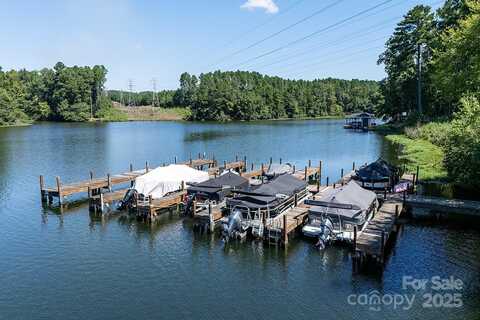 Russ Drive unit: 7, Mount Gilead, NC 27306