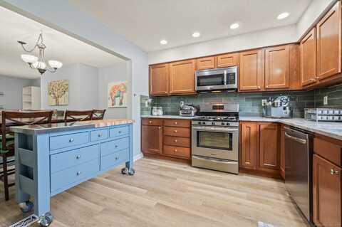 140 Thompson Street, East Haven, CT 06513
