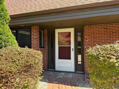 11 Montoya Drive, Branford, CT 06405