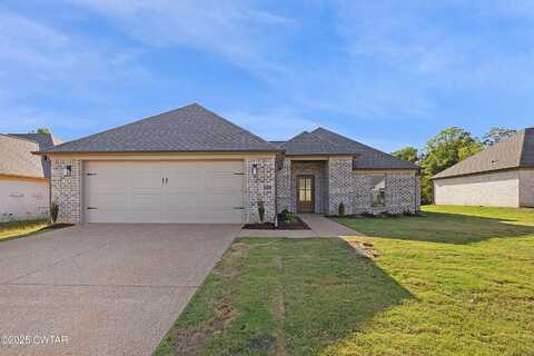 422 Fairway Boulevard, Jackson, TN 38305