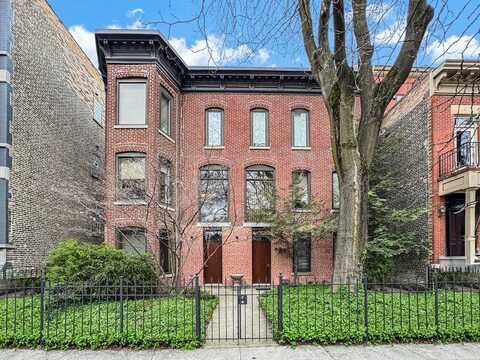 2107 N Dayton Street, Chicago, IL 60614