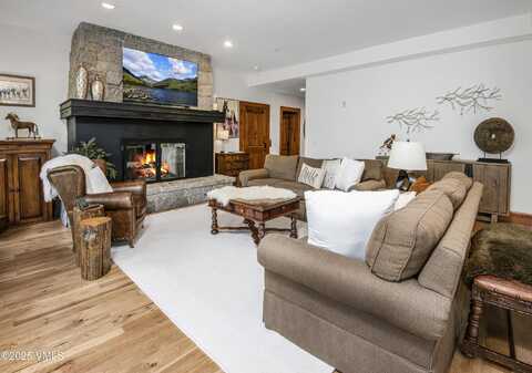 320 Hummingbird A101, Avon, CO 81620