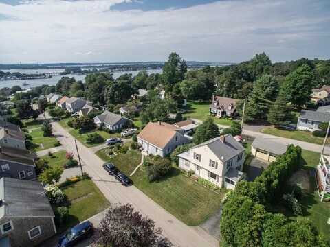 16 Reed Street, Tiverton, RI 02878