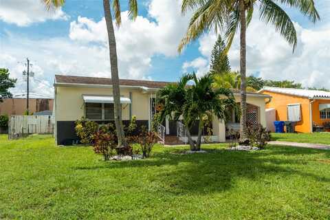 2820 Fletcher St, Hollywood, FL 33020