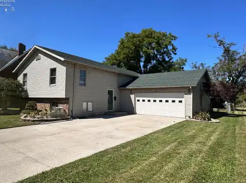 736 4th Street, Fremont, OH 43420