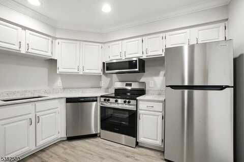 188 Jamestown Rd, Bernardsville, NJ 07920