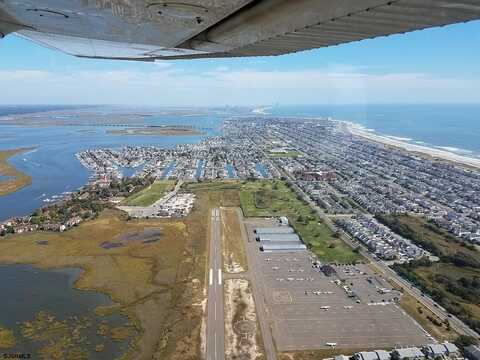 2600 Bay Ave Airport Hanger Ave, Ocean City, NJ 08226