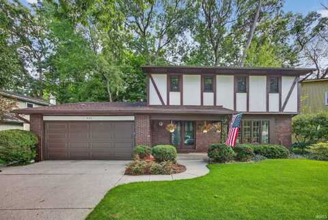 929 DEEPWOOD Drive, Mishawaka, IN 46544