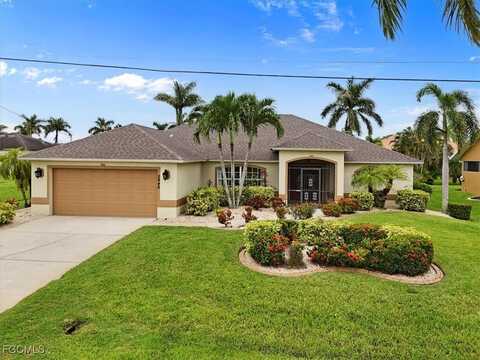 2448 Miracle Parkway, Cape Coral, FL 33914