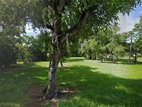3019 Kunze Street, Fort Myers, FL 33916