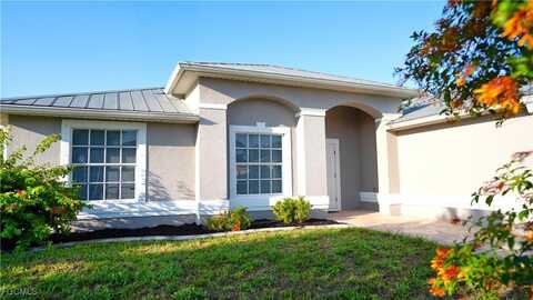 930 SW 37th Terrace, Cape Coral, FL 33914