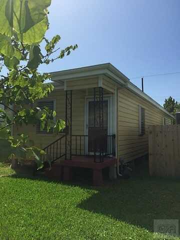 723 Winnie Street, Galveston, TX 77550