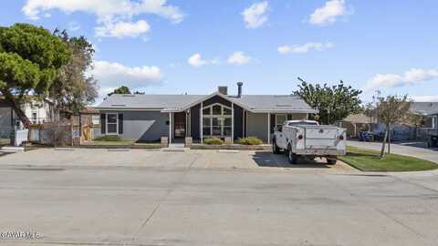 1030 E Avenue S, Palmdale, CA 93550