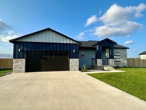 113 E Penner Avenue, Cimarron, KS 67835