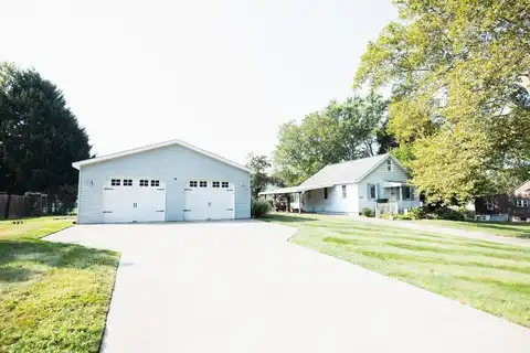 3853 HEREFORD Road, Erie, PA 16510
