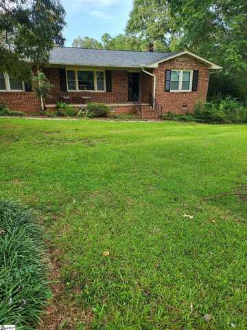 106 Ross Street, Piedmont, SC 29673