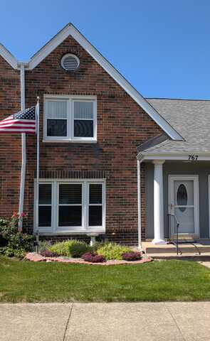 767 Kenmare Pkwy, Crown Point, IN 46307