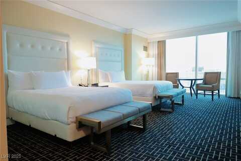 2000 N Fashion Show Drive, Las Vegas, NV 89109