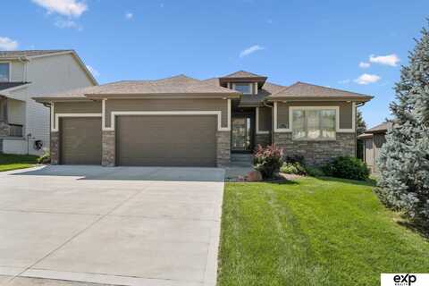 19329 J Street, Omaha, NE 68135