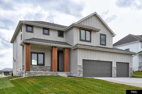 12613 S 79 Street, Papillion, NE 68046