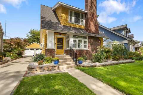1420 Hillcrest Avenue, Kalamazoo, MI 49008