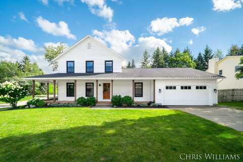 4694 E Meadows Drive SE, Kentwood, MI 49546