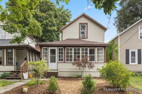 224 Lane Avenue SW, Grand Rapids, MI 49504
