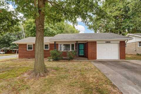2153 N Link Avenue, Springfield, MO 65803