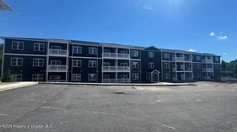 435 Circle Drive, Taylor, PA 18517