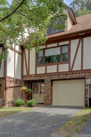 144 Garside Ave, Wayne, NJ 07470