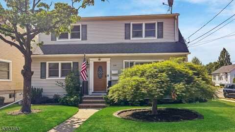 106 6Th Ave, Hawthorne, NJ 07506