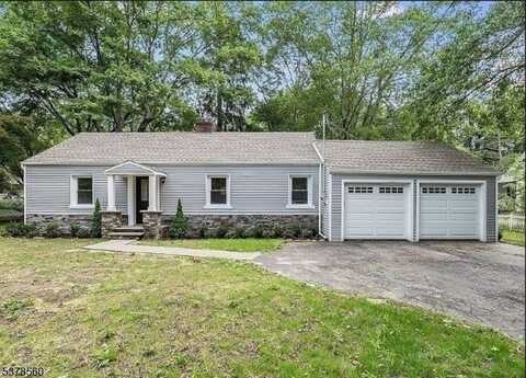 5 Maple Ave, Mendham, NJ 07945