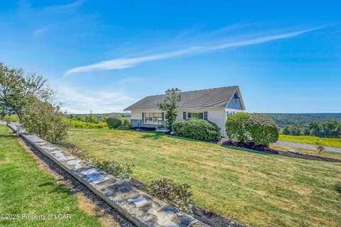 5661 Main Road, Hunlock Creek, PA 18621