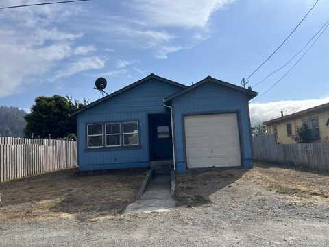 38 Hansen Street, Orick, CA 95555