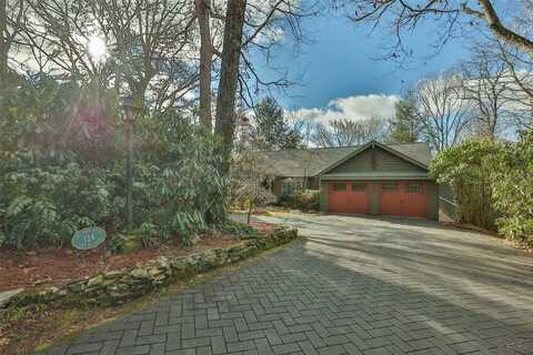 124 Spruce Lane, Highlands, NC 28741