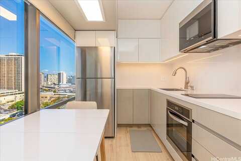 1750 Kalakaua Avenue, Honolulu, HI 96826