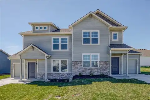 27312 Acacia Drive, Lees Summit, MO 64086